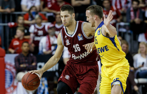 作为此次冲 作为此次冲