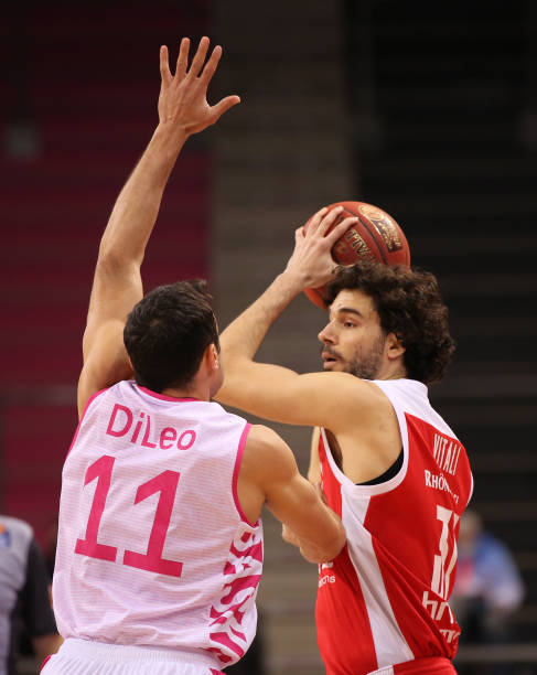 并且保持同 并且保持同